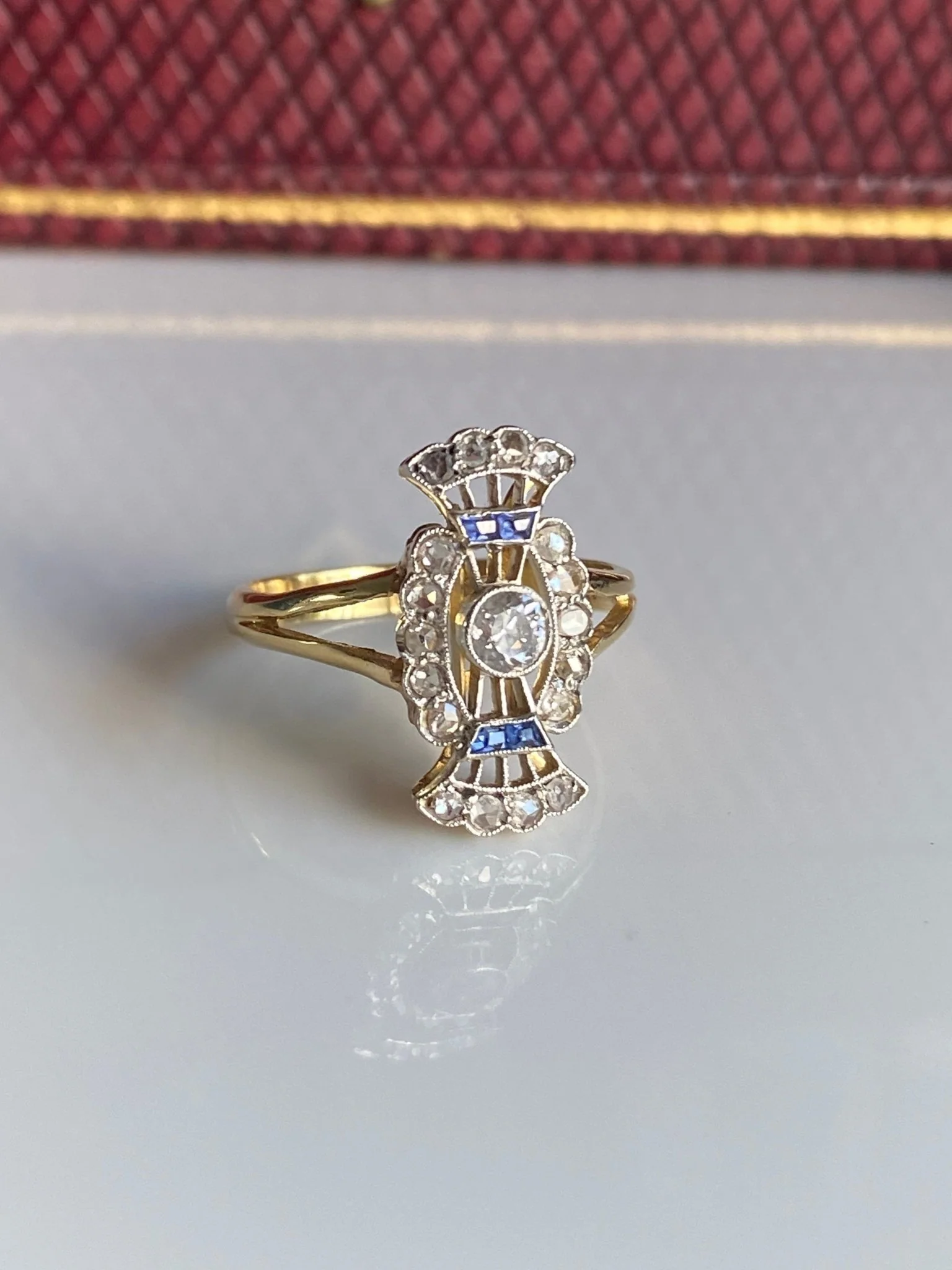 Edwardian Diamond & Sapphire Bow Ring - Image 3
