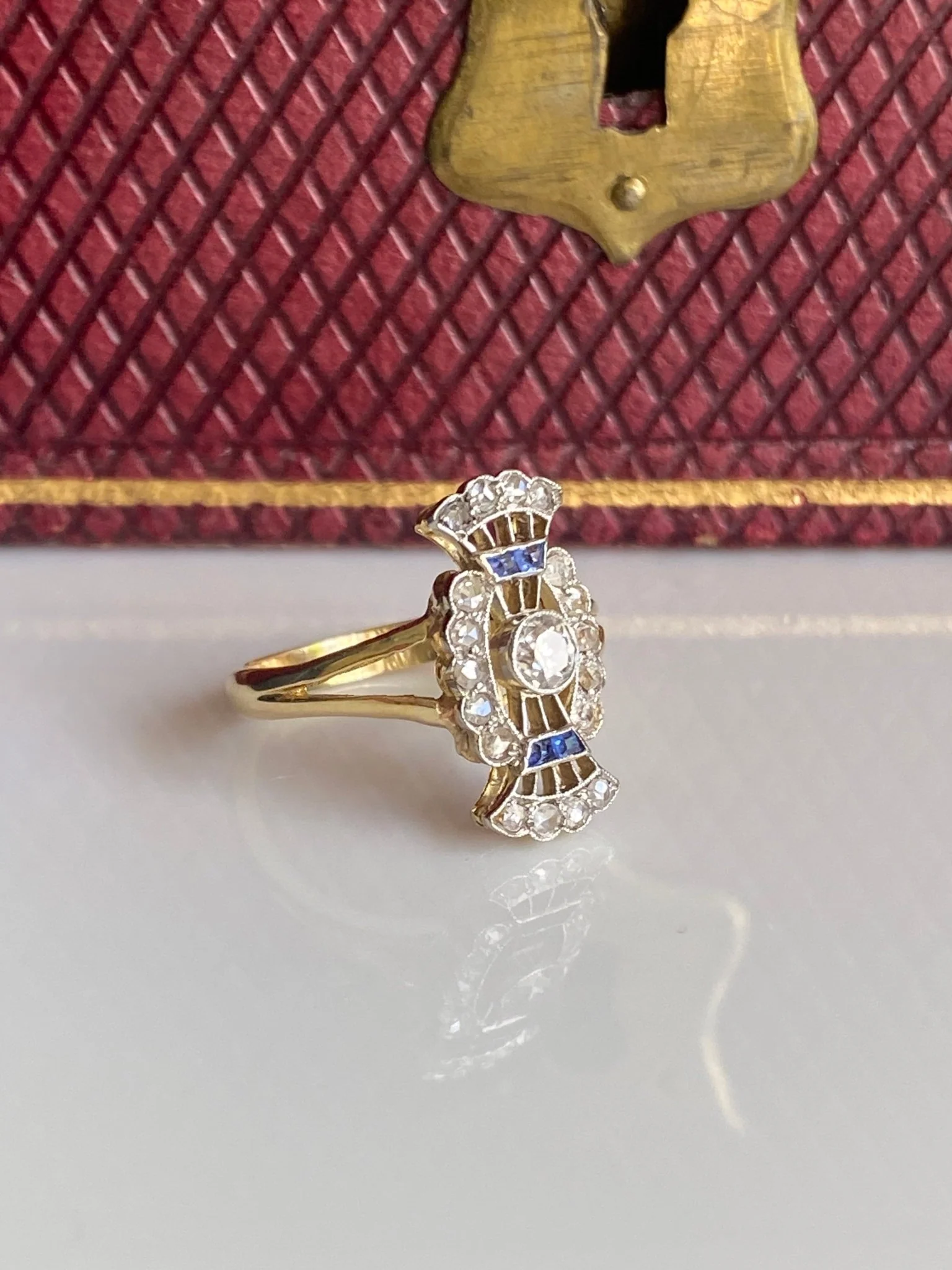 Edwardian Diamond & Sapphire Bow Ring - Image 4