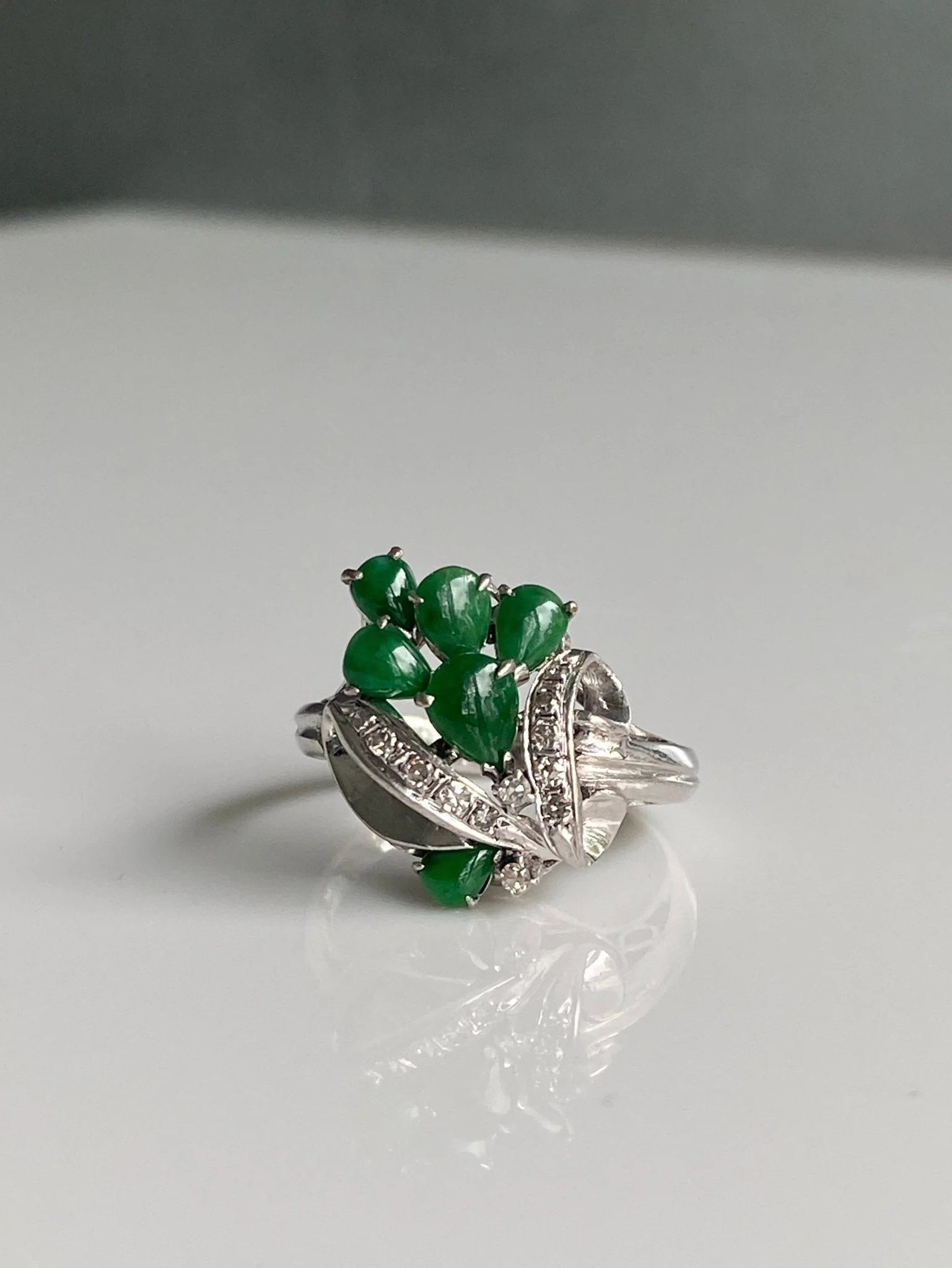 Vintage Jade & Diamond Cluster Ring, 1960s - Image 5
