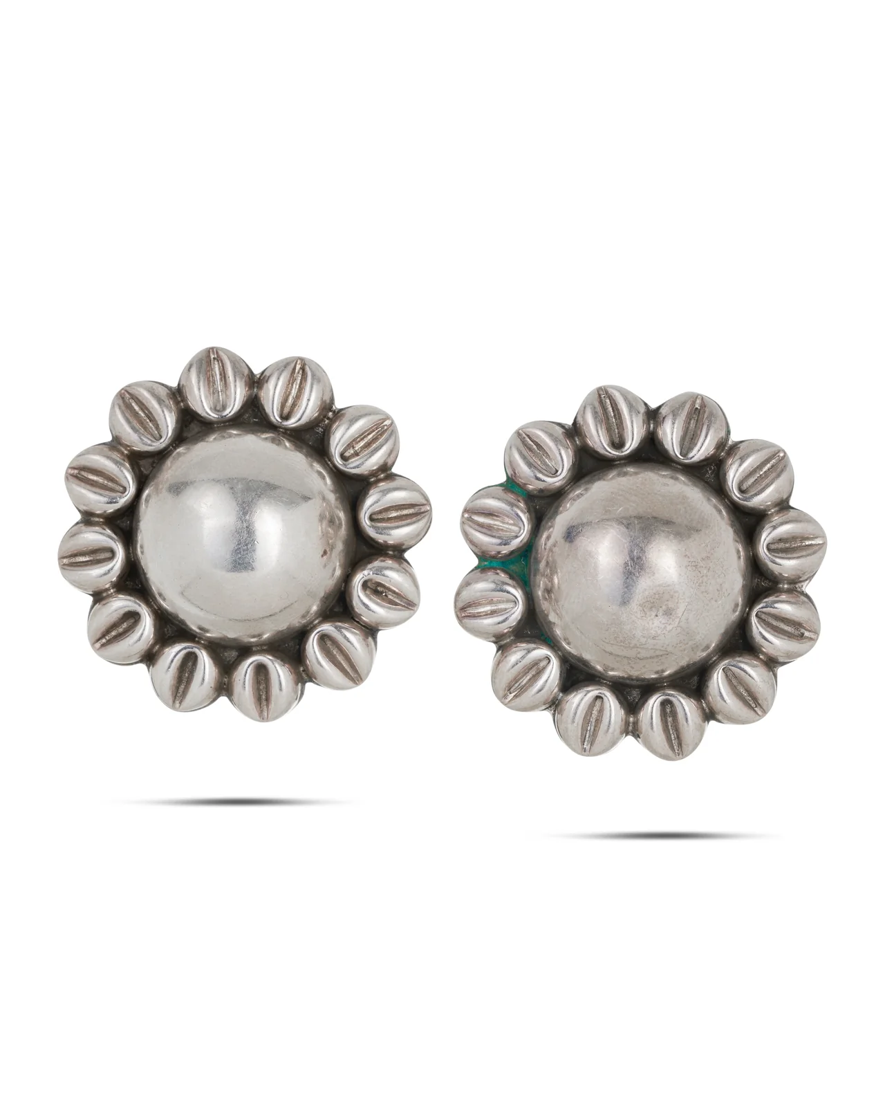 Vintage Mexican Silver Flower Earrings - Image 3